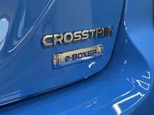 Subaru Crosstrek i e-Boxer Touring 