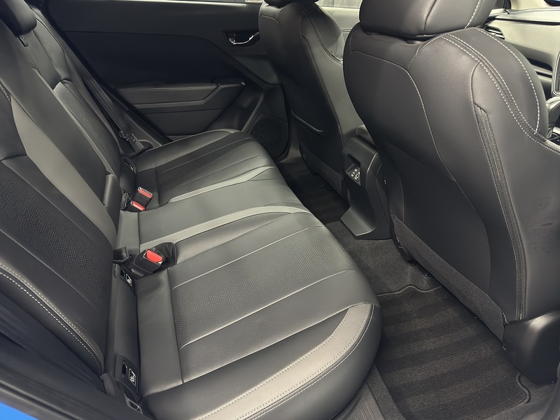 Subaru 2.0 i e-Boxer Touring SUV 5dr Petrol Hybrid Lineartronic 4WD Euro 6 (s/s) (136 ps)