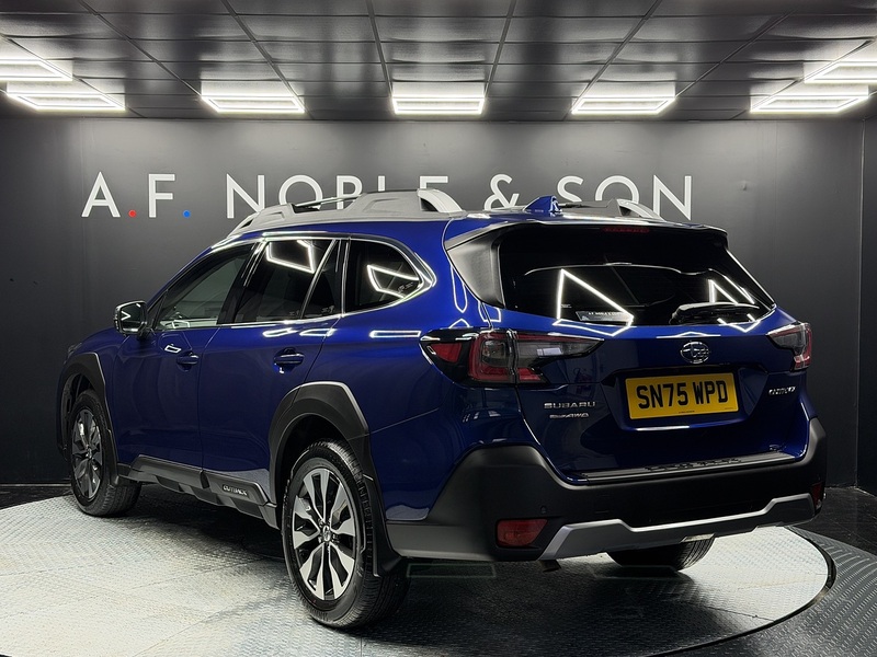 Subaru 2.5i Touring Estate 5dr Petrol Lineartronic 4WD Euro 6 (s/s) (169 ps)