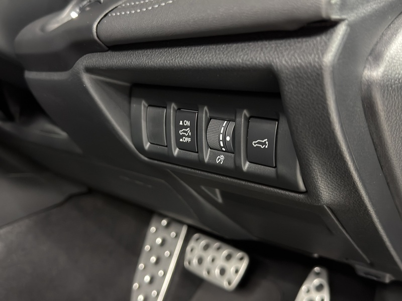 Subaru 2.5i Touring Estate 5dr Petrol Lineartronic 4WD Euro 6 (s/s) (169 ps)