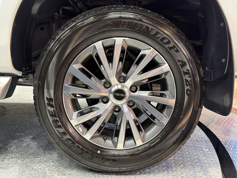 Isuzu 1.9 TD DL40 Pickup Double Cab 4dr Diesel Auto 4WD Euro 6 (s/s) (164 ps)