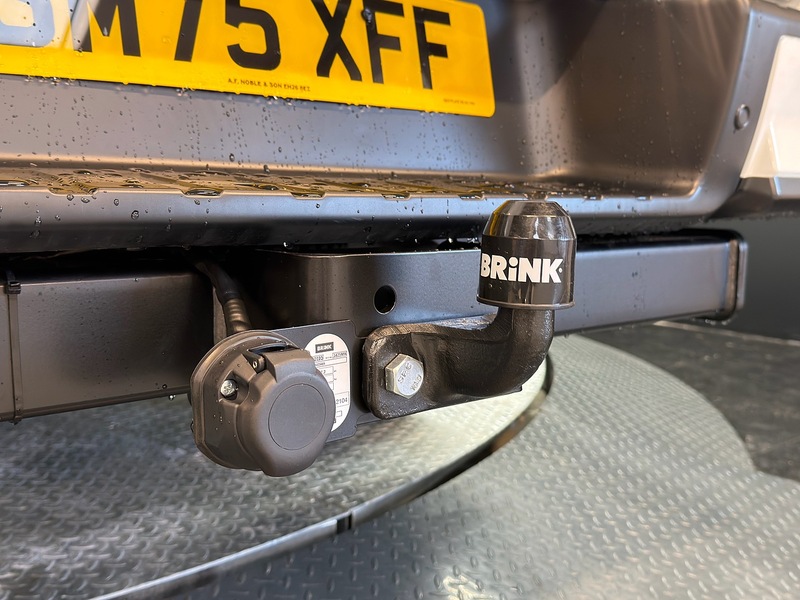 Isuzu 1.9 TD DL40 Pickup Double Cab 4dr Diesel Auto 4WD Euro 6 (s/s) (164 ps)