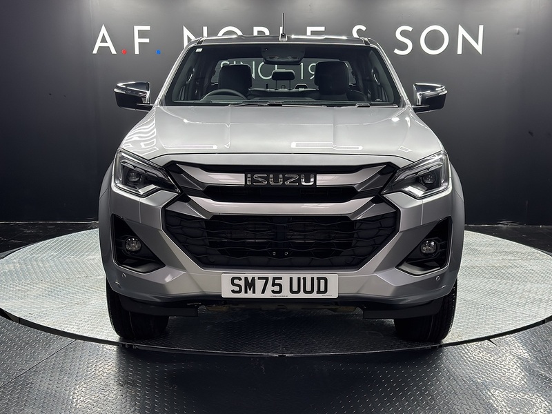 Isuzu 1.9 TD DL40 Pickup Double Cab 4dr Diesel Manual 4WD Euro 6 (s/s) (164 ps)