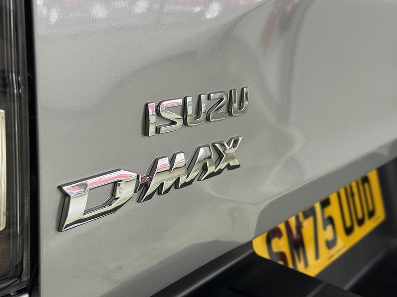 Isuzu 1.9 TD DL40 Pickup Double Cab 4dr Diesel Manual 4WD Euro 6 (s/s) (164 ps)