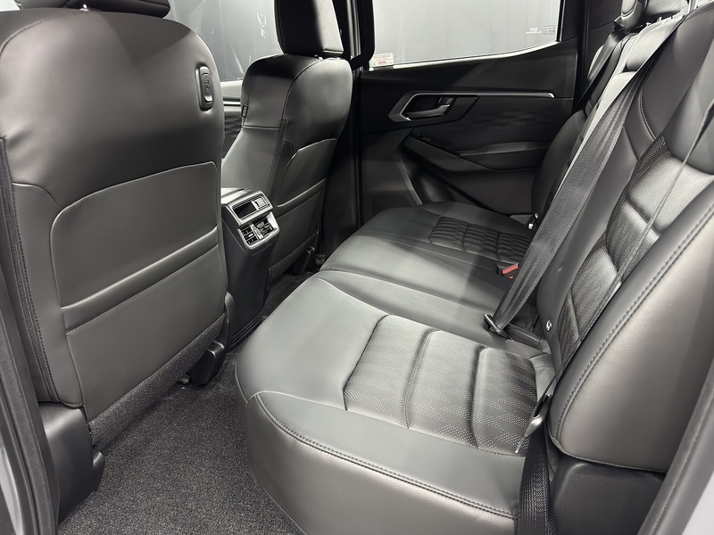 Isuzu 1.9 TD DL40 Pickup Double Cab 4dr Diesel Manual 4WD Euro 6 (s/s) (164 ps)