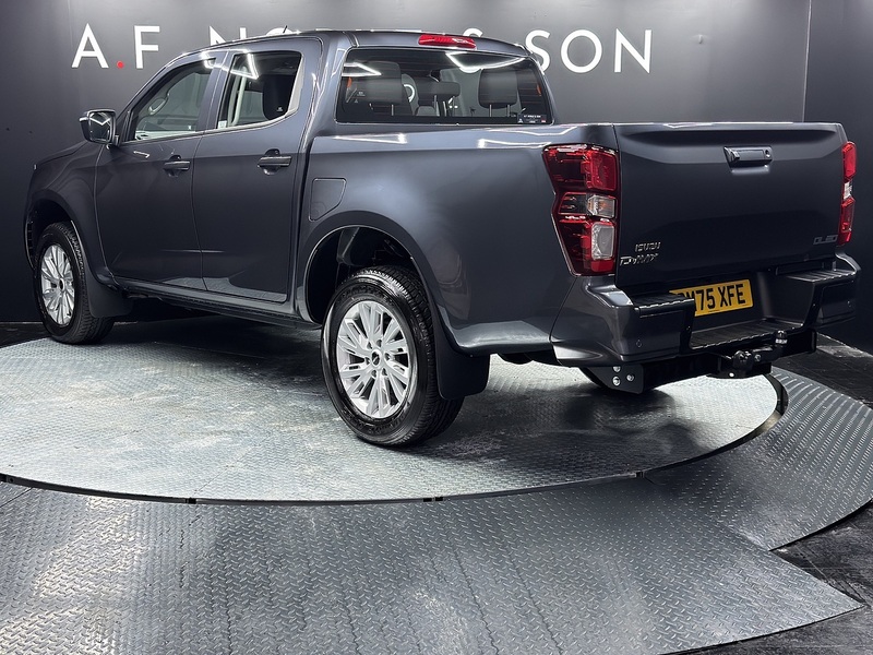Isuzu 1.9 TD DL20 Pickup Double Cab 4dr Diesel Manual 4WD Euro 6 (s/s) (164 ps)