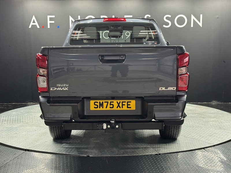 Isuzu 1.9 TD DL20 Pickup Double Cab 4dr Diesel Manual 4WD Euro 6 (s/s) (164 ps)