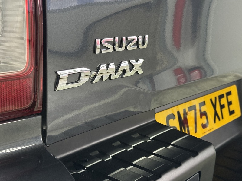 Isuzu 1.9 TD DL20 Pickup Double Cab 4dr Diesel Manual 4WD Euro 6 (s/s) (164 ps)