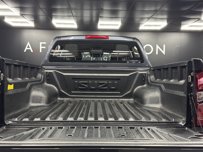 Isuzu 1.9 TD DL20 Pickup Double Cab 4dr Diesel Manual 4WD Euro 6 (s/s) (164 ps)