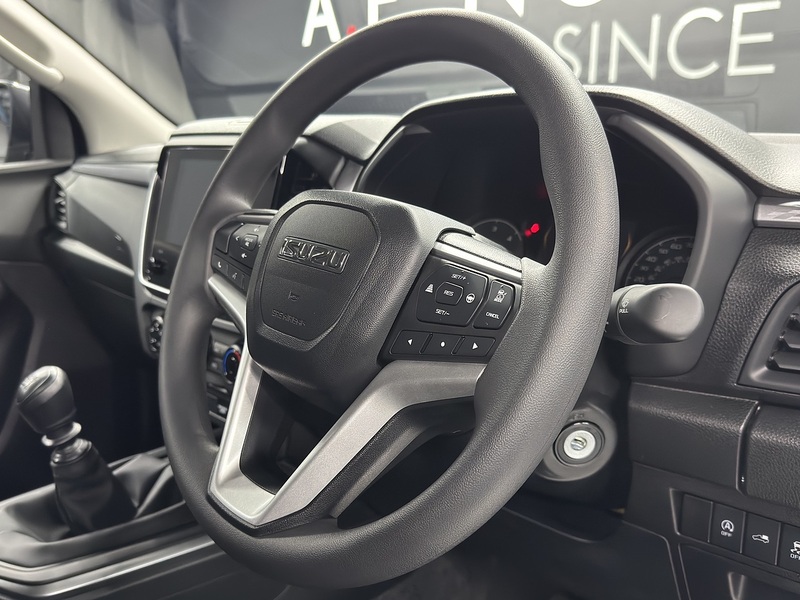 Isuzu 1.9 TD DL20 Pickup Double Cab 4dr Diesel Manual 4WD Euro 6 (s/s) (164 ps)