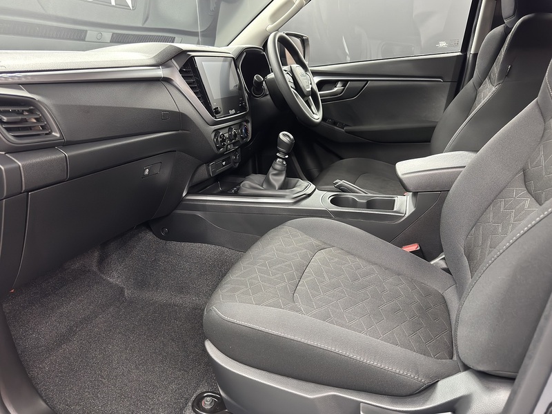 Isuzu 1.9 TD DL20 Pickup Double Cab 4dr Diesel Manual 4WD Euro 6 (s/s) (164 ps)