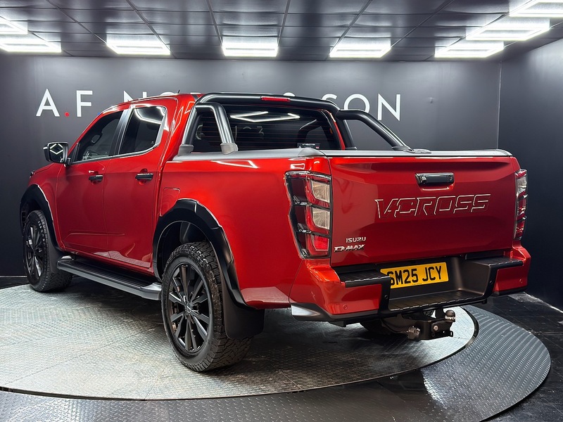 Isuzu 1.9 TD V-Cross Pickup Double Cab 4dr Diesel Auto 4WD Euro 6 (s/s) (164 ps)