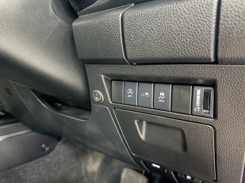 Isuzu 1.9 TD V-Cross Pickup Double Cab 4dr Diesel Auto 4WD Euro 6 (s/s) (164 ps)