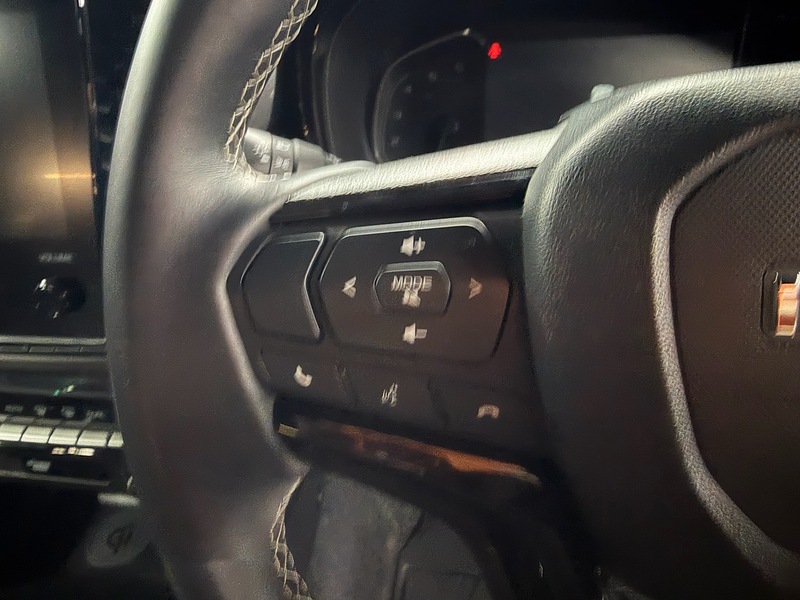 Isuzu 1.9 TD V-Cross Pickup Double Cab 4dr Diesel Auto 4WD Euro 6 (s/s) (164 ps)