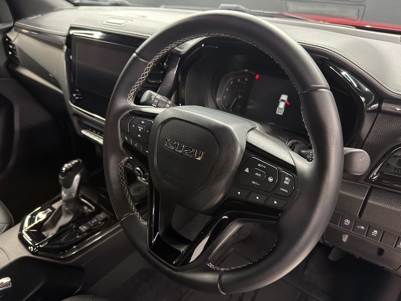 Isuzu 1.9 TD V-Cross Pickup Double Cab 4dr Diesel Auto 4WD Euro 6 (s/s) (164 ps)