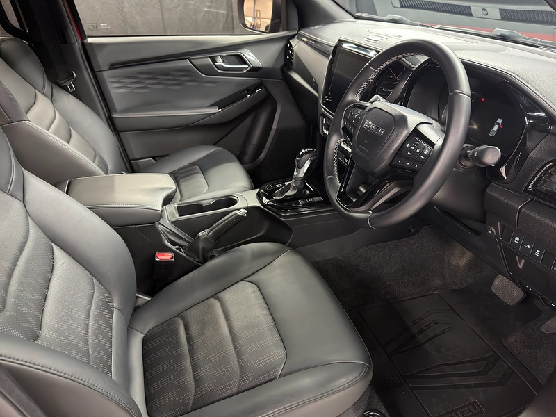 Isuzu 1.9 TD V-Cross Pickup Double Cab 4dr Diesel Auto 4WD Euro 6 (s/s) (164 ps)