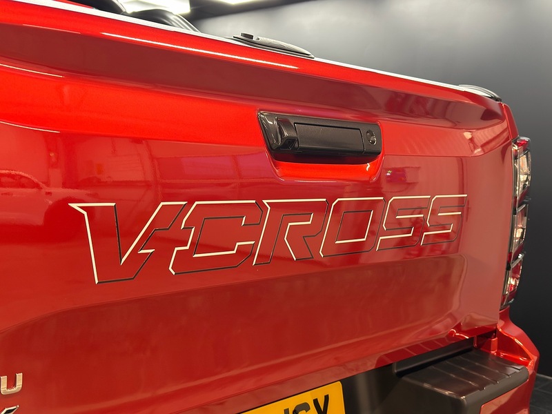 Isuzu 1.9 TD V-Cross Pickup Double Cab 4dr Diesel Auto 4WD Euro 6 (s/s) (164 ps)