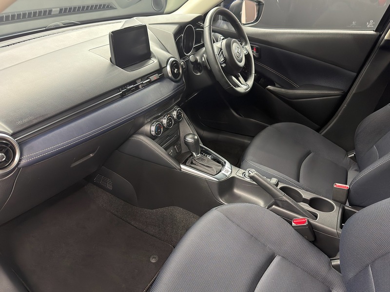 Mazda 1.5 SKYACTIV-G Sport Nav Hatchback 5dr Petrol Auto Euro 6 (s/s) (90 ps)