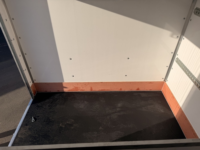 Iveco 72C Class 180ps 7.2 Ton 5.2 m Box Van Auto Box Van 0.0 Diesel