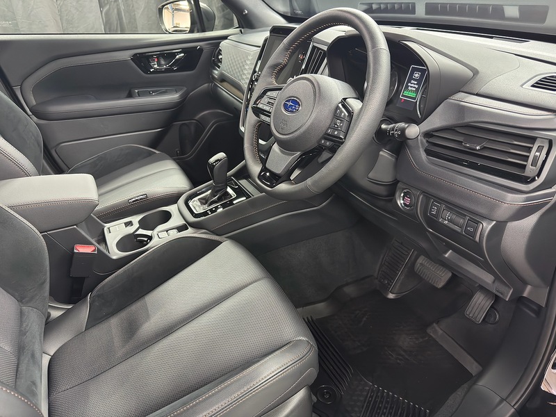 Subaru 2.0 i e-Boxer Touring SUV 5dr Petrol Hybrid Lineartronic 4WD Euro 6 (s/s) (136 ps)