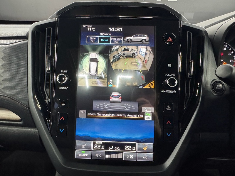 Subaru 2.0 i e-Boxer Touring SUV 5dr Petrol Hybrid Lineartronic 4WD Euro 6 (s/s) (136 ps)