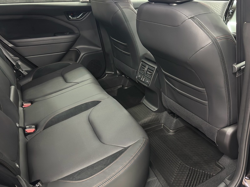 Subaru 2.0 i e-Boxer Touring SUV 5dr Petrol Hybrid Lineartronic 4WD Euro 6 (s/s) (136 ps)