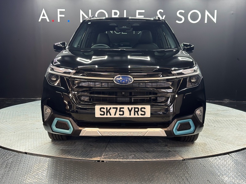 Subaru 2.0 i e-Boxer Touring SUV 5dr Petrol Hybrid Lineartronic 4WD Euro 6 (s/s) (136 ps)