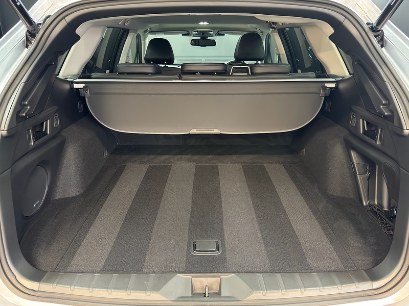 Subaru 2.5i Touring Estate 5dr Petrol Lineartronic 4WD Euro 6 (s/s) (169 ps)