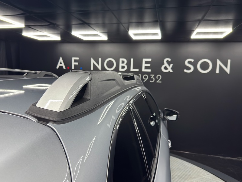 Subaru 2.5i Touring Estate 5dr Petrol Lineartronic 4WD Euro 6 (s/s) (169 ps)