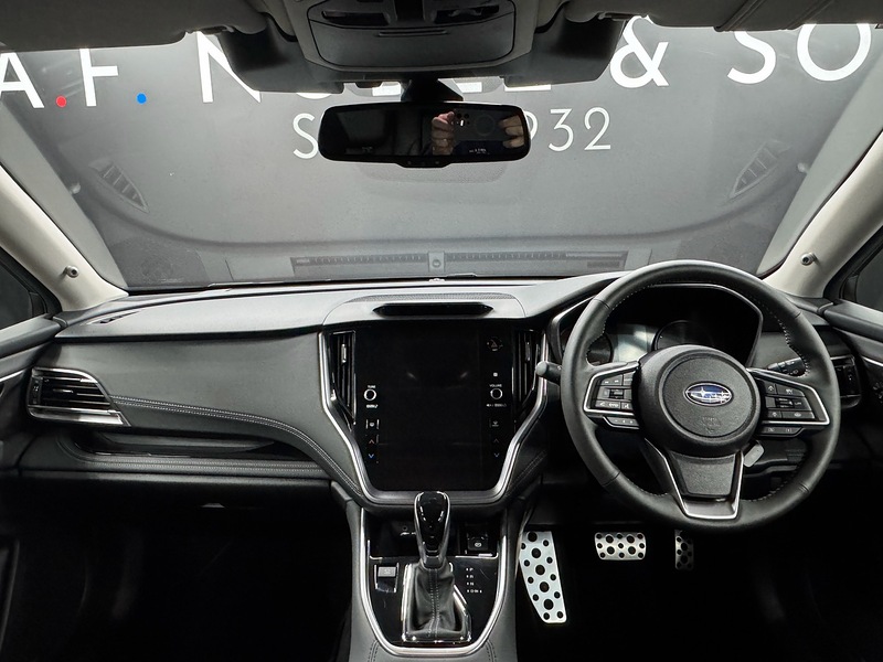 Subaru 2.5i Touring Estate 5dr Petrol Lineartronic 4WD Euro 6 (s/s) (169 ps)