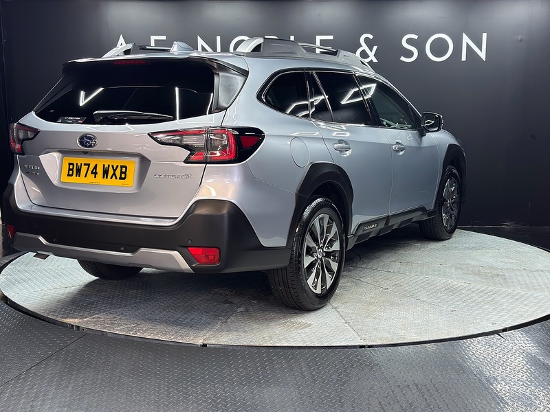 Subaru 2.5i Touring Estate 5dr Petrol Lineartronic 4WD Euro 6 (s/s) (169 ps)