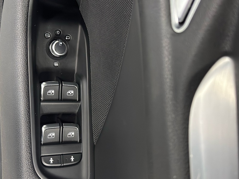 Audi 1.0 TFSI 30 S line Sportback 5dr Petrol Manual Euro 6 (s/s) (116 ps)