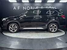 Subaru Forester i e-Boxer XE Premium 