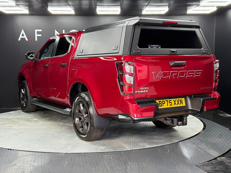 Isuzu 1.9 TD V-Cross Commercial Pickup 4dr Diesel Auto 4WD Euro 6 (s/s) (164 ps)