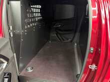 Isuzu D-Max TD V-Cross Commercial 