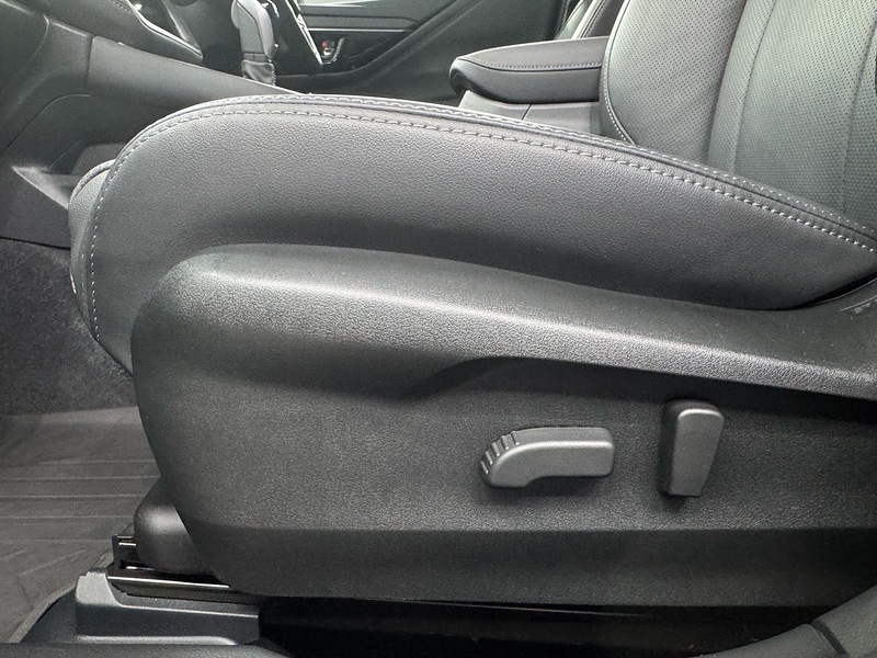 Subaru 2.5i Touring Estate 5dr Petrol Lineartronic 4WD Euro 6 (s/s) (169 ps)