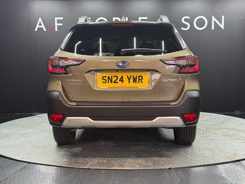 Subaru 2.5i Touring Estate 5dr Petrol Lineartronic 4WD Euro 6 (s/s) (169 ps)