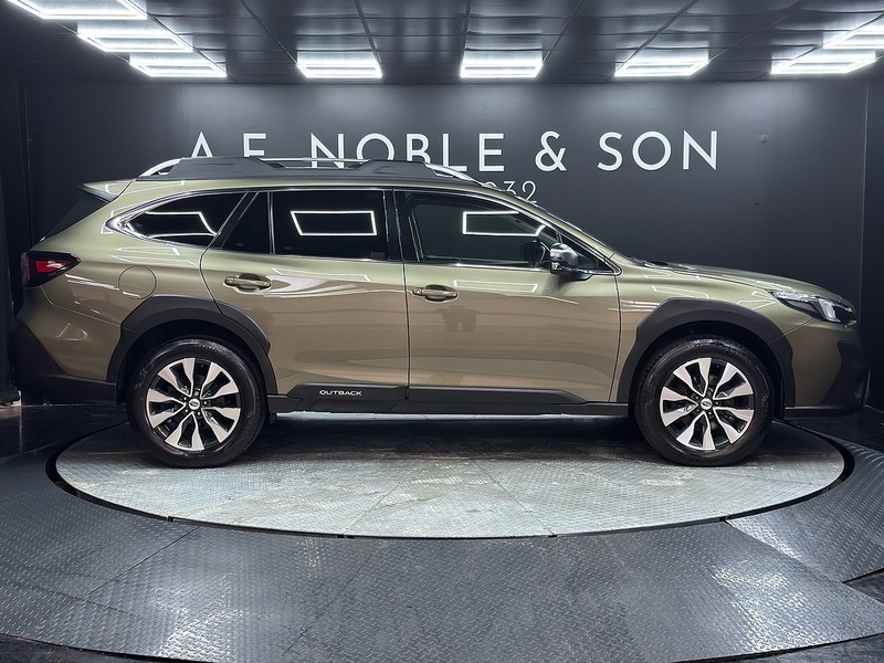 Subaru 2.5i Touring Estate 5dr Petrol Lineartronic 4WD Euro 6 (s/s) (169 ps)