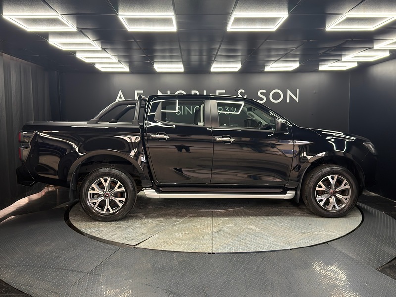 Isuzu 1.9 TD DL40 Pickup Double Cab 4dr Diesel Auto 4WD Euro 6 (s/s) (164 ps)