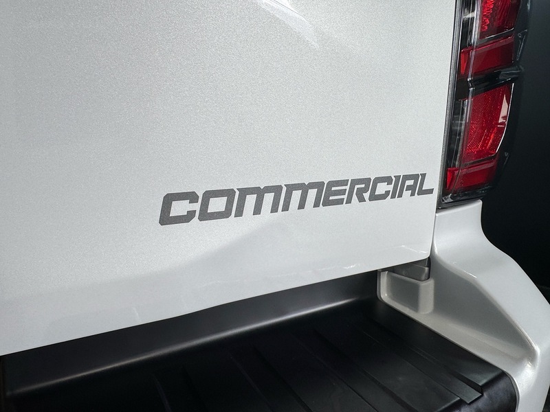 Isuzu 1.9 TD V-Cross Commercial Pickup 4dr Diesel Auto 4WD Euro 6 (s/s) (164 ps)