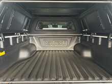 Isuzu D-Max TD V-Cross Commercial 