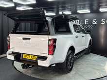 Isuzu D-Max TD V-Cross Commercial 