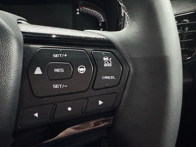 Isuzu 1.9 TD V-Cross Commercial Pickup 4dr Diesel Auto 4WD Euro 6 (s/s) (164 ps)