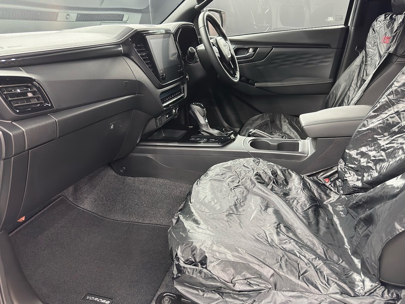 Isuzu 1.9 TD V-Cross Commercial Pickup 4dr Diesel Auto 4WD Euro 6 (s/s) (164 ps)