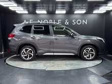 Subaru Forester i e-Boxer XE Premium 
