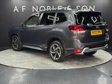 Subaru Forester i e-Boxer XE Premium 