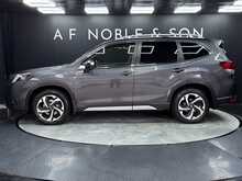 Subaru Forester i e-Boxer XE Premium 