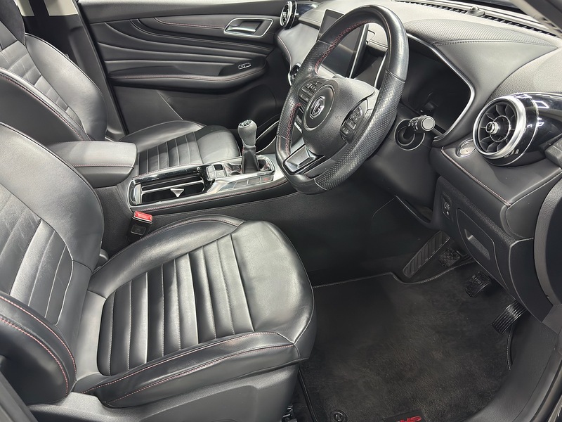 MG 1.5 T-GDI Exclusive SUV 5dr Petrol Manual Euro 6 (s/s) (162 ps)