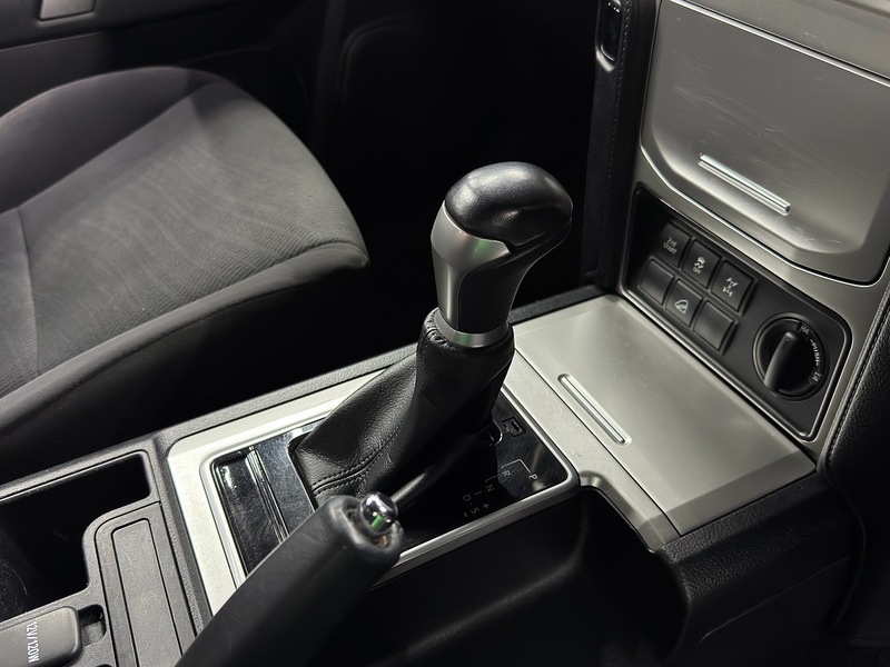 Toyota 2.8D Active (Navi) Panel Van 3dr Diesel Auto 4WD SWB Euro 6 (s/s) (204 ps)