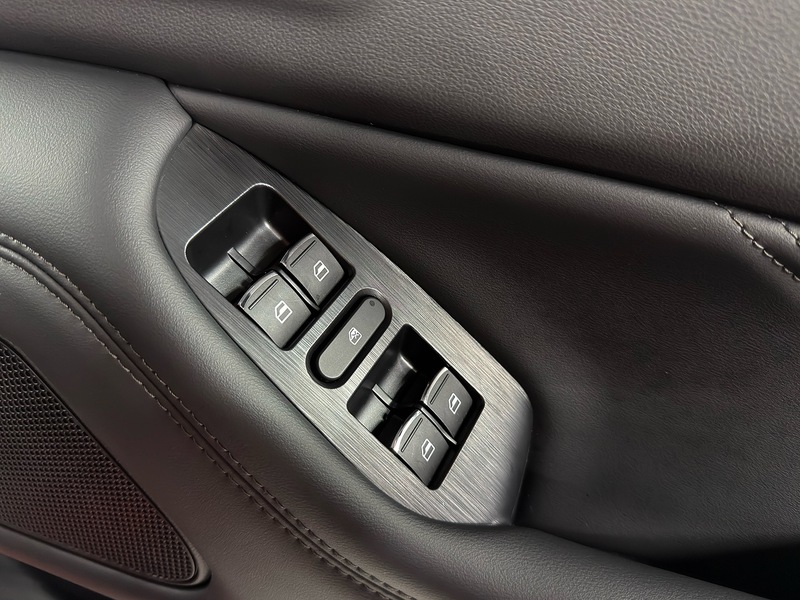 GWM 2.4D Ultra Pickup Double Cab 4dr Diesel Auto 4WD Euro 6 (s/s) (183 ps)